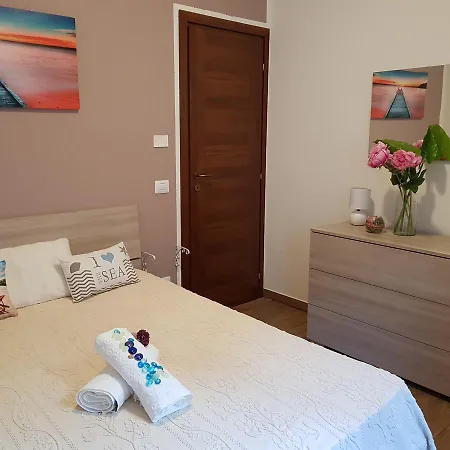 New & Modern 2 Bedroomed Mare דירה באדזי
