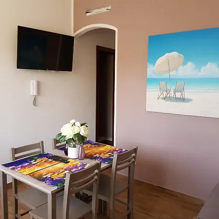 New & Modern 2 Bedroomed Mare דירה *