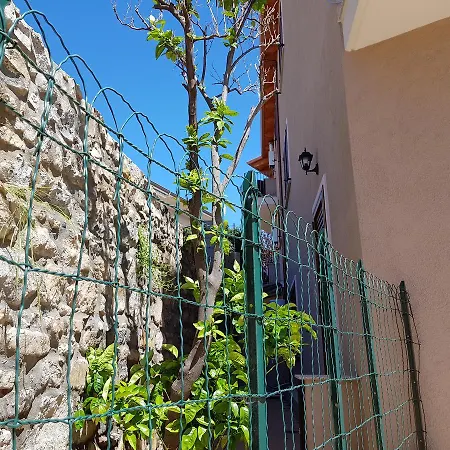 דירה New & Modern 2 Bedroomed Mare באדזי