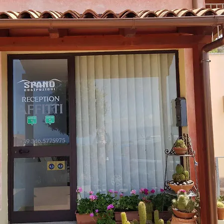 New & Modern 2 Bedroomed Mare דירה
